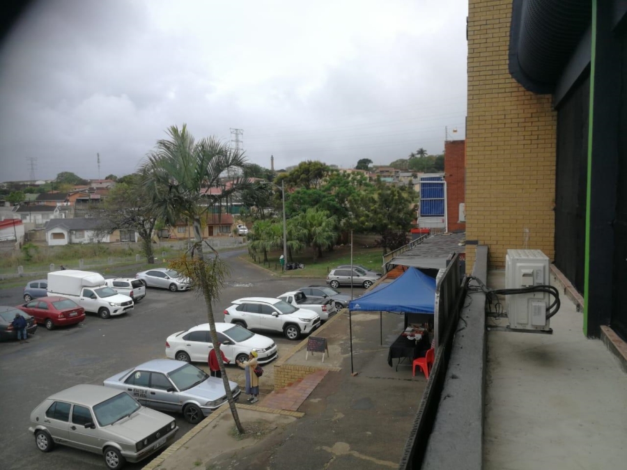 To Let commercial Property for Rent in Phoenix KwaZulu-Natal