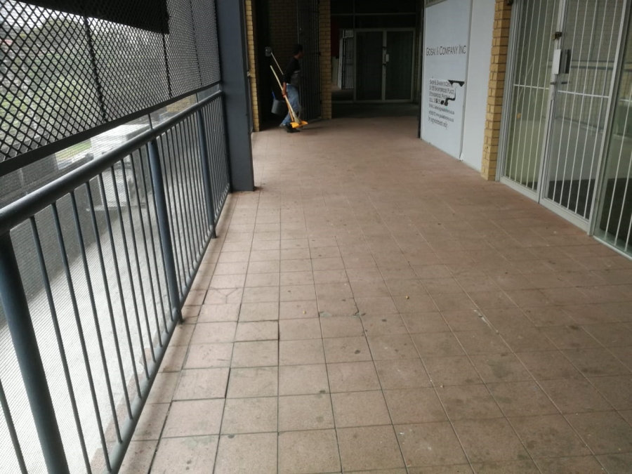 To Let commercial Property for Rent in Phoenix KwaZulu-Natal