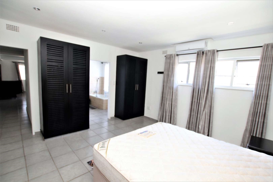 10 Bedroom Property for Sale in Glen Ashley KwaZulu-Natal
