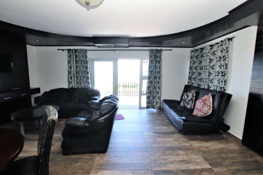 10 Bedroom Property for Sale in Glen Ashley KwaZulu-Natal