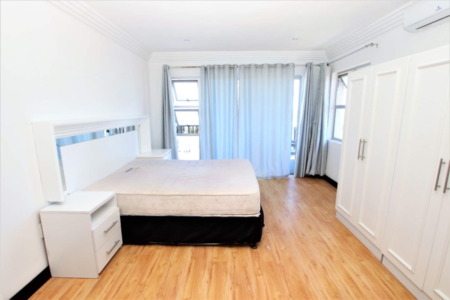 10 Bedroom Property for Sale in Glen Ashley KwaZulu-Natal