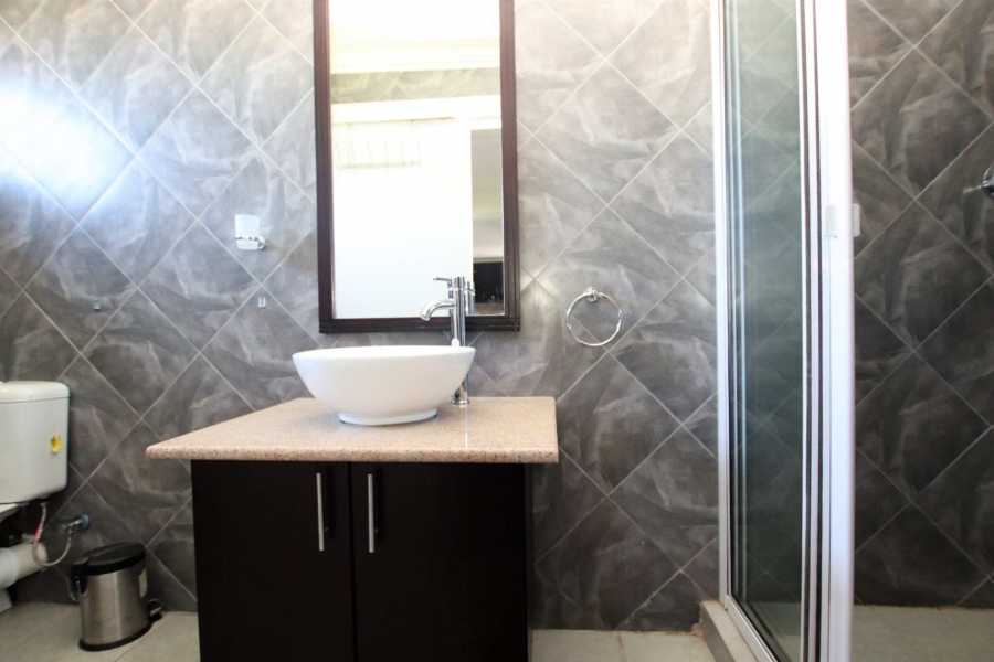 10 Bedroom Property for Sale in Glen Ashley KwaZulu-Natal