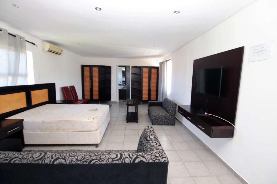 10 Bedroom Property for Sale in Glen Ashley KwaZulu-Natal