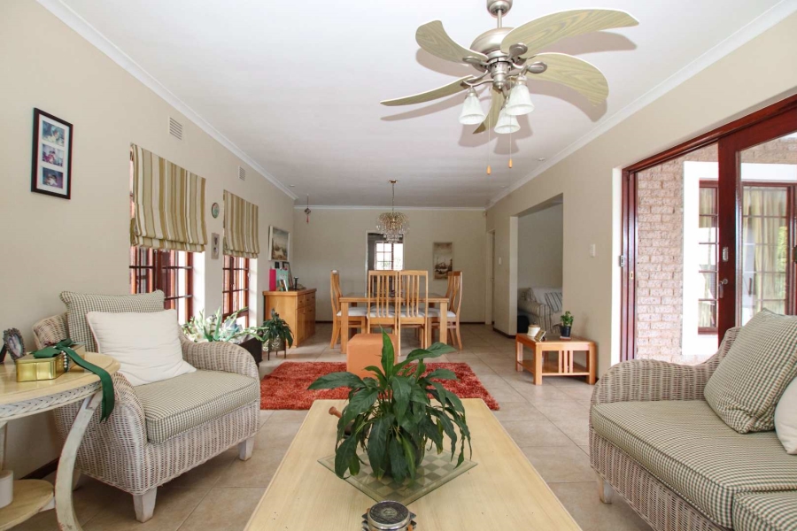 5 Bedroom Property for Sale in Herrwood Park KwaZulu-Natal