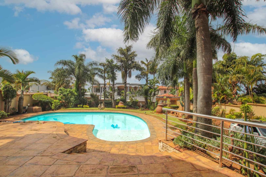 5 Bedroom Property for Sale in Umhlanga KwaZulu-Natal