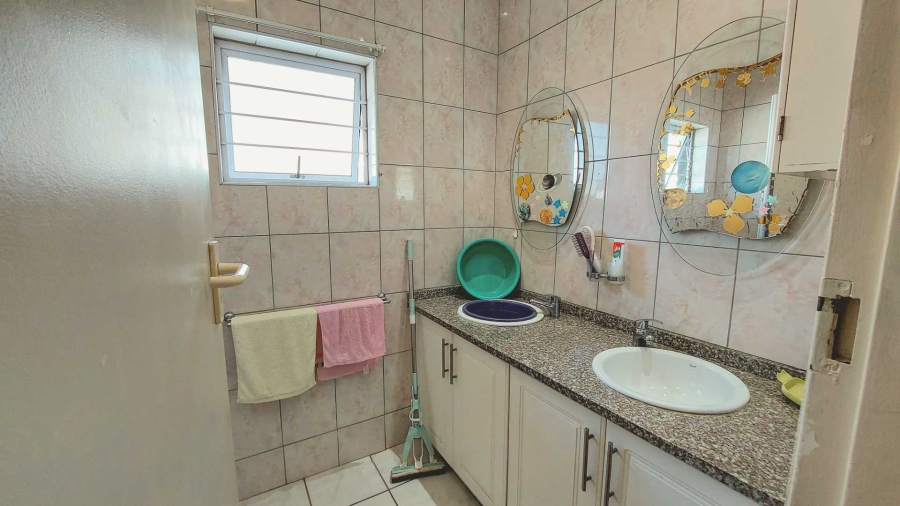 3 Bedroom Property for Sale in Glen Ashley KwaZulu-Natal