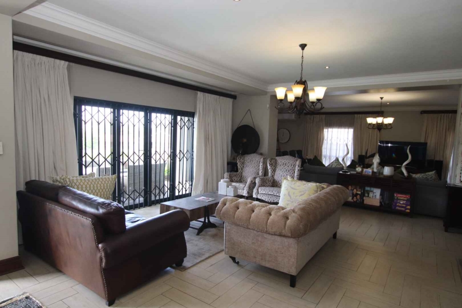 5 Bedroom Property for Sale in Glen Ashley KwaZulu-Natal
