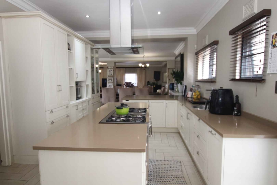 5 Bedroom Property for Sale in Glen Ashley KwaZulu-Natal