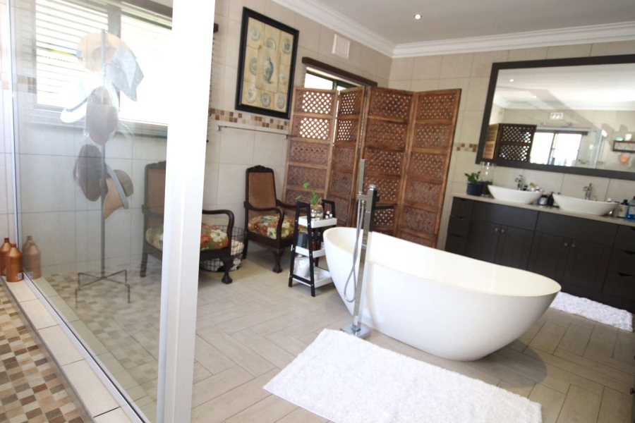 5 Bedroom Property for Sale in Glen Ashley KwaZulu-Natal