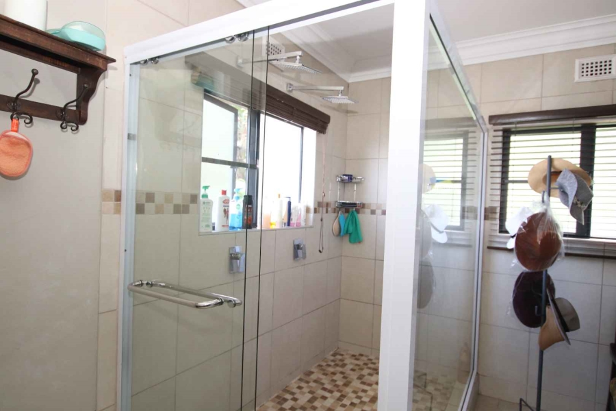 5 Bedroom Property for Sale in Glen Ashley KwaZulu-Natal