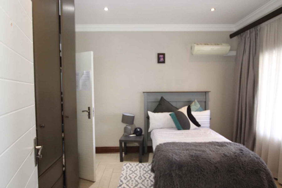5 Bedroom Property for Sale in Glen Ashley KwaZulu-Natal