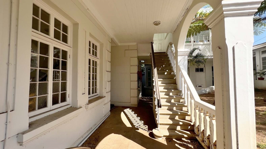 18 Bedroom Property for Sale in Essenwood KwaZulu-Natal