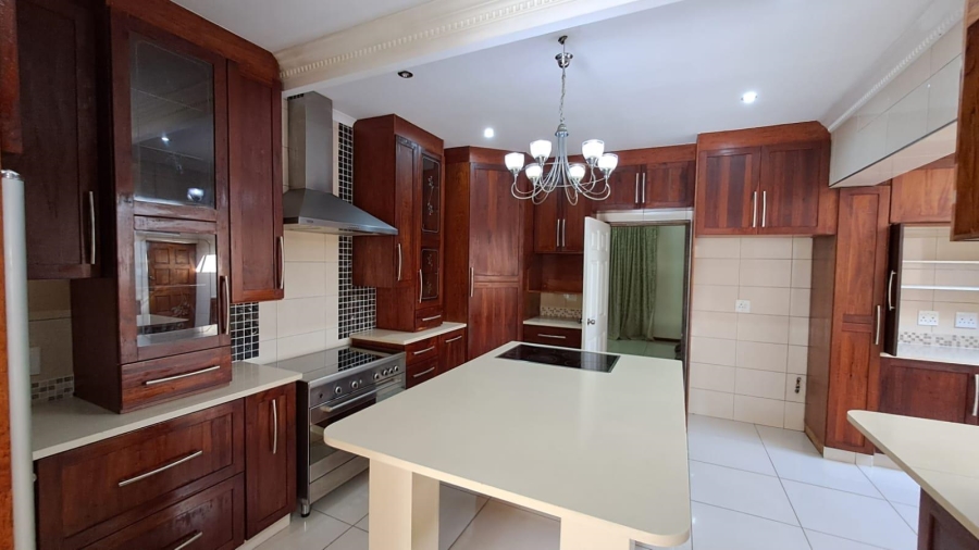 4 Bedroom Property for Sale in Meer En See KwaZulu-Natal