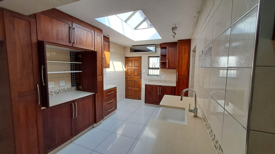 4 Bedroom Property for Sale in Meer En See KwaZulu-Natal
