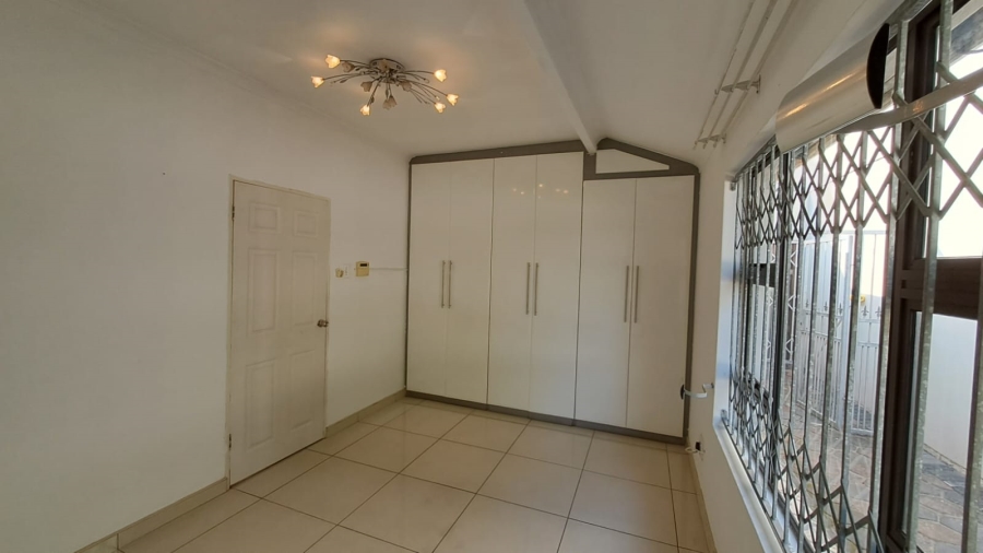 4 Bedroom Property for Sale in Meer En See KwaZulu-Natal