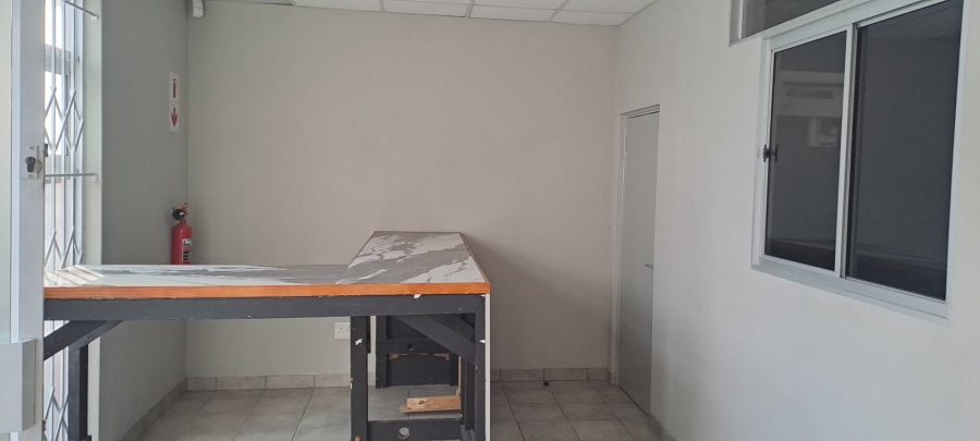 Commercial Property for Sale in Red Hill KwaZulu-Natal