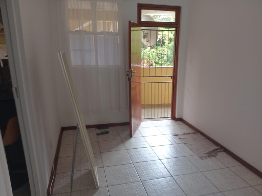 To Let 2 Bedroom Property for Rent in Fairview KwaZulu-Natal