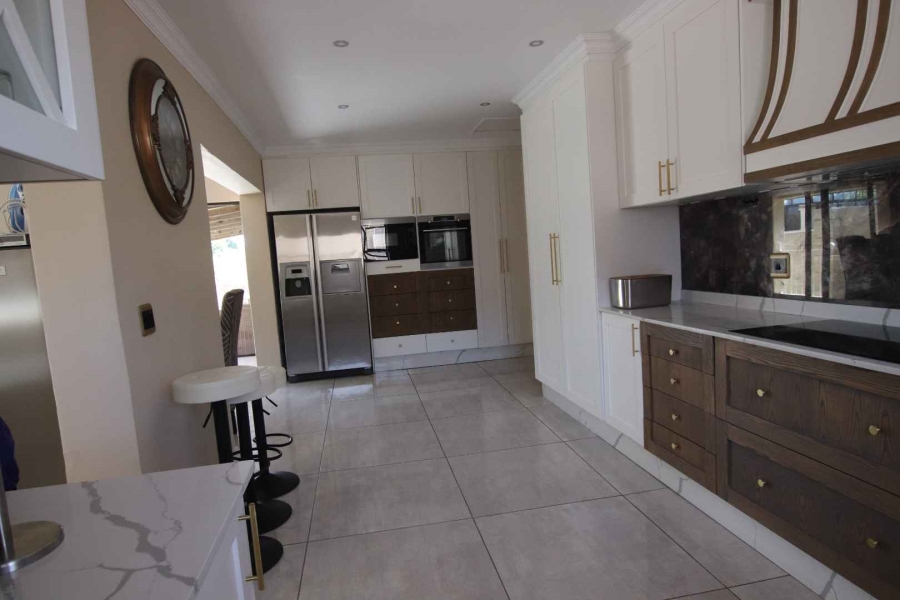 To Let 4 Bedroom Property for Rent in Glen Ashley KwaZulu-Natal