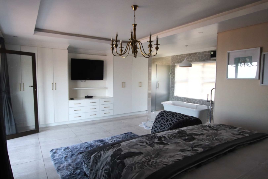 To Let 4 Bedroom Property for Rent in Glen Ashley KwaZulu-Natal