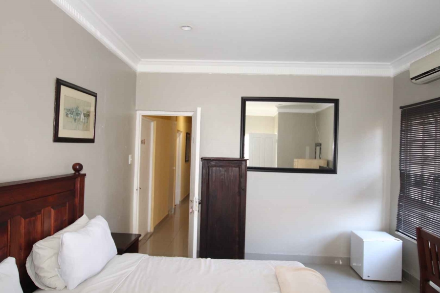 To Let 9 Bedroom Property for Rent in Mount Edgecombe KwaZulu-Natal