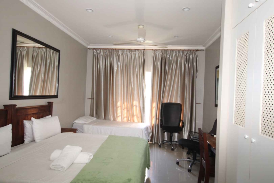 To Let 9 Bedroom Property for Rent in Mount Edgecombe KwaZulu-Natal