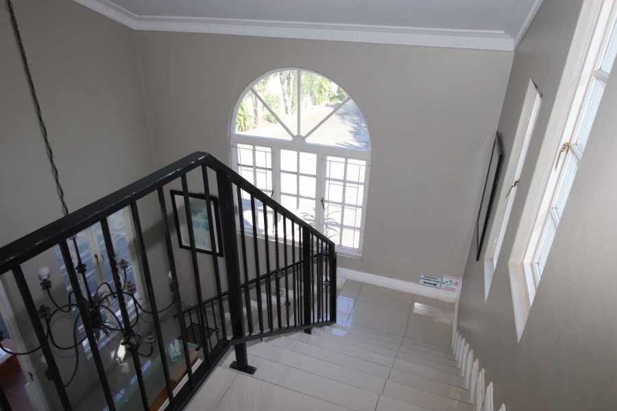 To Let 9 Bedroom Property for Rent in Mount Edgecombe KwaZulu-Natal