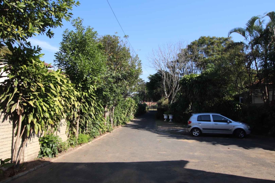 To Let 9 Bedroom Property for Rent in Mount Edgecombe KwaZulu-Natal