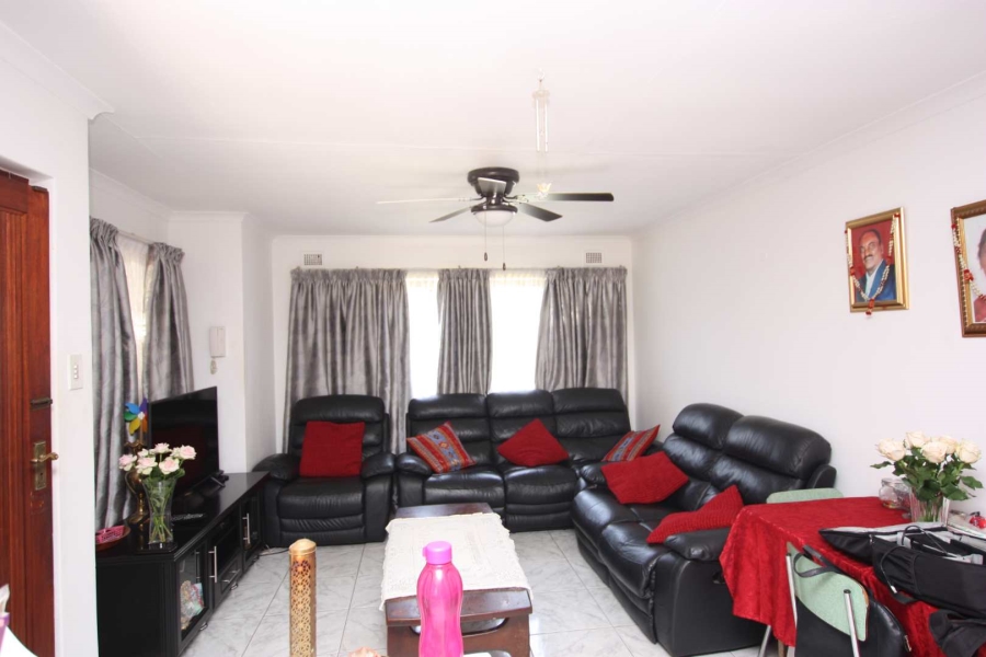 3 Bedroom Property for Sale in Ekuthuleni KwaZulu-Natal