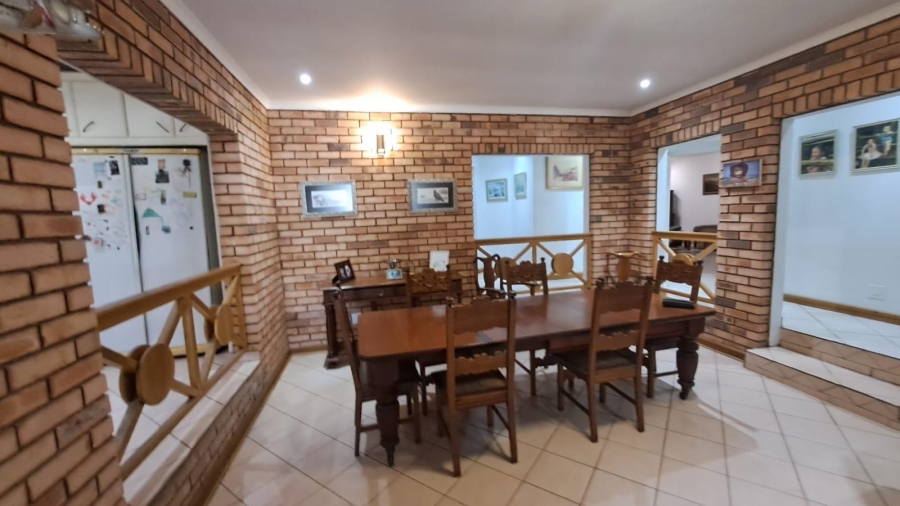 4 Bedroom Property for Sale in Meer En See KwaZulu-Natal