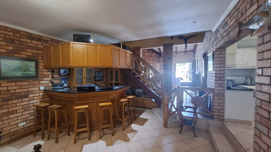 4 Bedroom Property for Sale in Meer En See KwaZulu-Natal