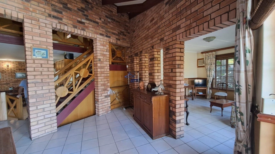 4 Bedroom Property for Sale in Meer En See KwaZulu-Natal