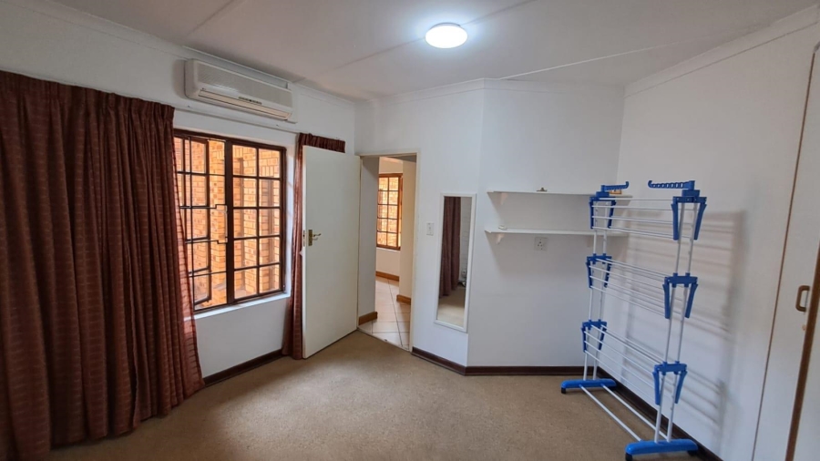 4 Bedroom Property for Sale in Meer En See KwaZulu-Natal