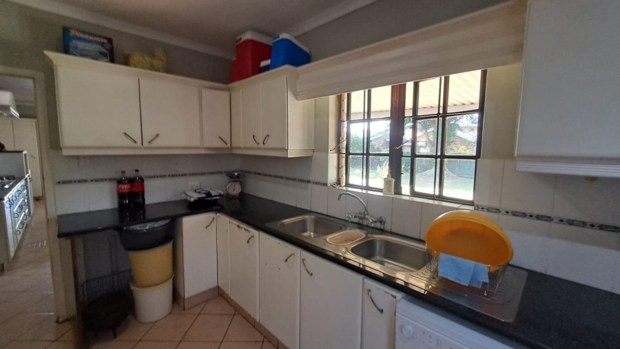 4 Bedroom Property for Sale in Meer En See KwaZulu-Natal