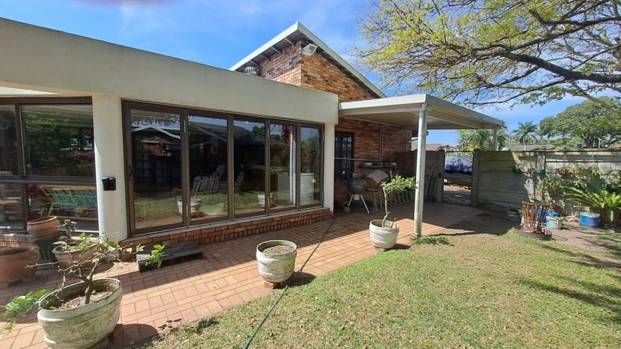 4 Bedroom Property for Sale in Meer En See KwaZulu-Natal