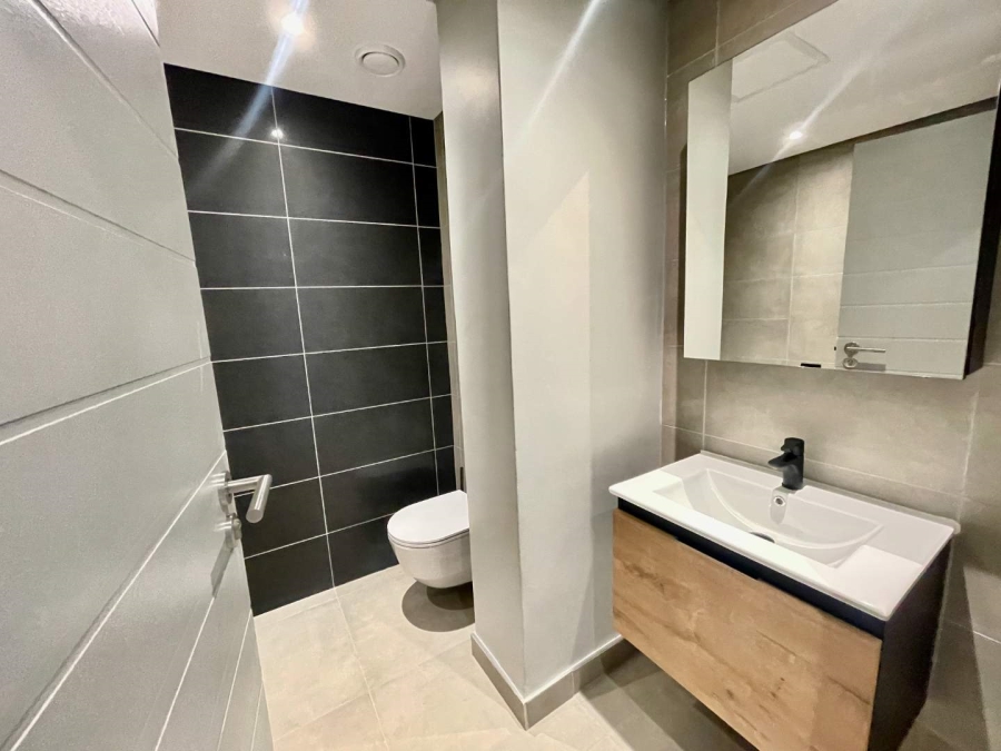 2 Bedroom Property for Sale in La Lucia KwaZulu-Natal