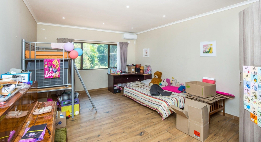 11 Bedroom Property for Sale in Beachwood KwaZulu-Natal