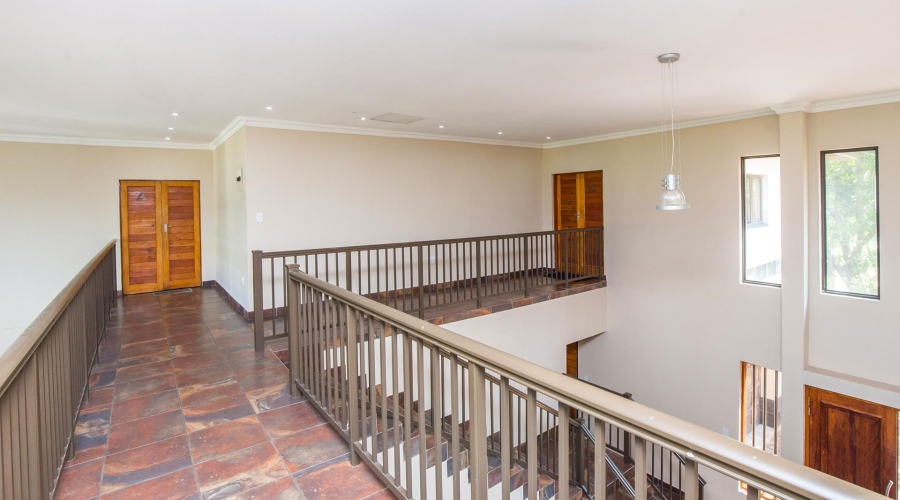 11 Bedroom Property for Sale in Beachwood KwaZulu-Natal
