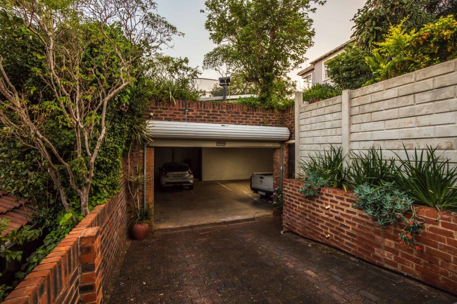 3 Bedroom Property for Sale in Essenwood KwaZulu-Natal