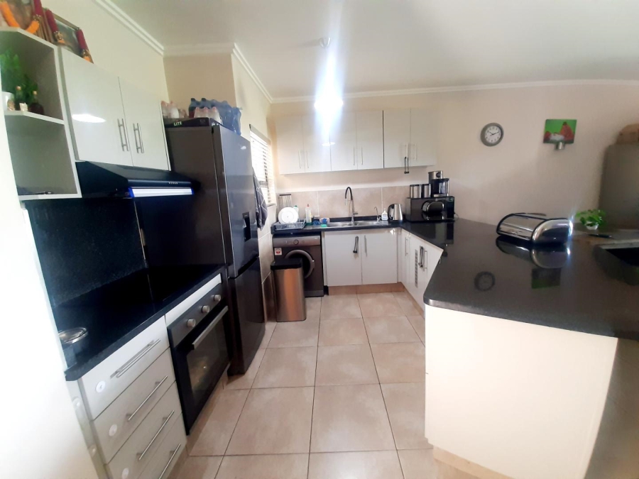 2 Bedroom Property for Sale in Palm Lakes Estate KwaZulu-Natal