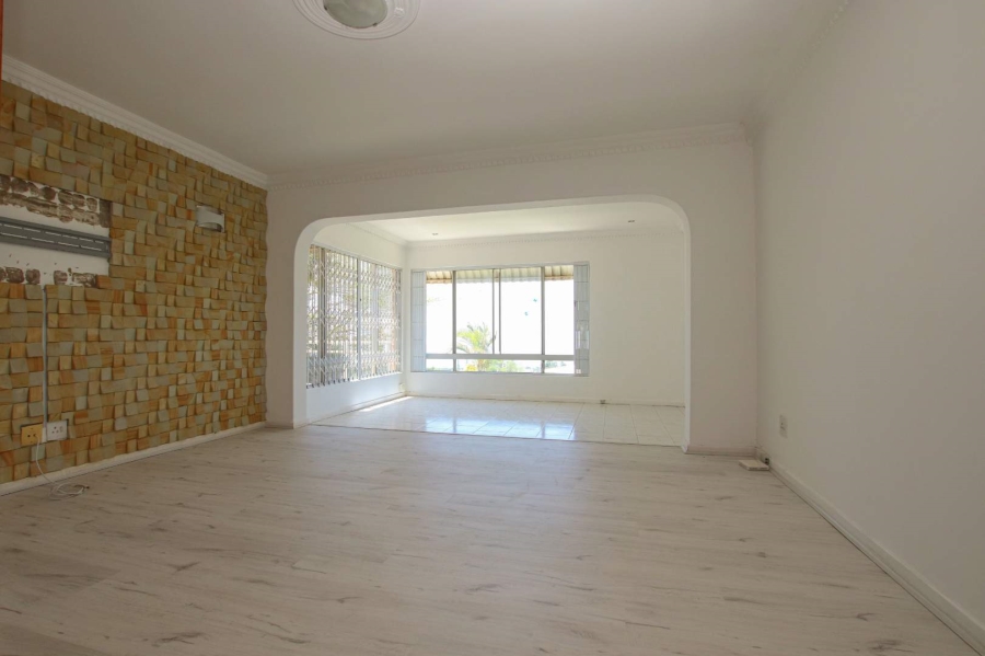 4 Bedroom Property for Sale in Herrwood Park KwaZulu-Natal