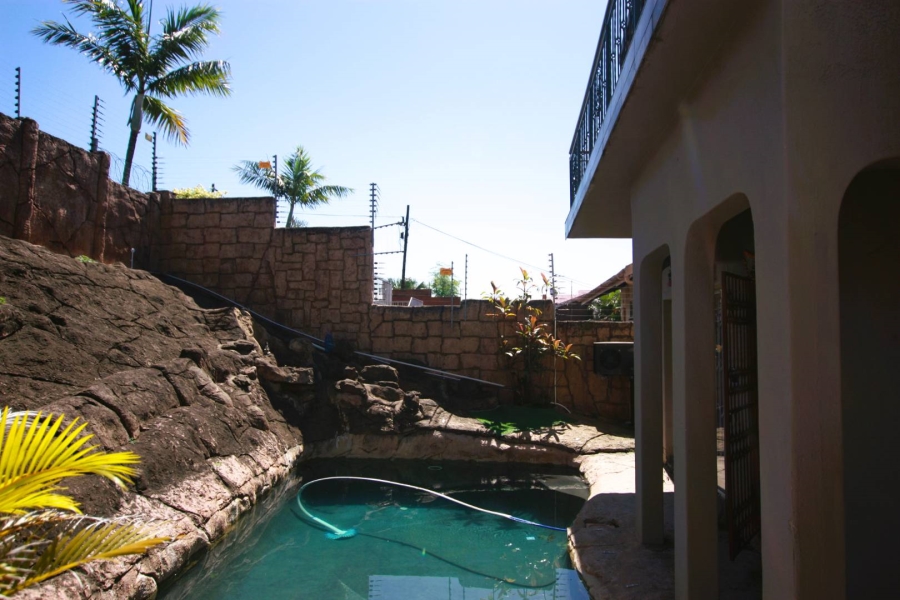 4 Bedroom Property for Sale in Kenville KwaZulu-Natal