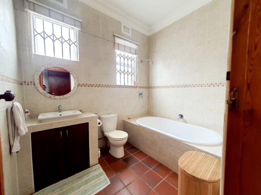 3 Bedroom Property for Sale in Glenwood KwaZulu-Natal