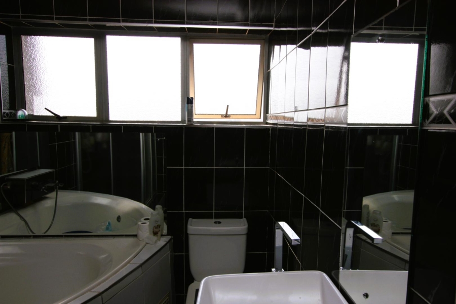 4 Bedroom Property for Sale in Bluff KwaZulu-Natal