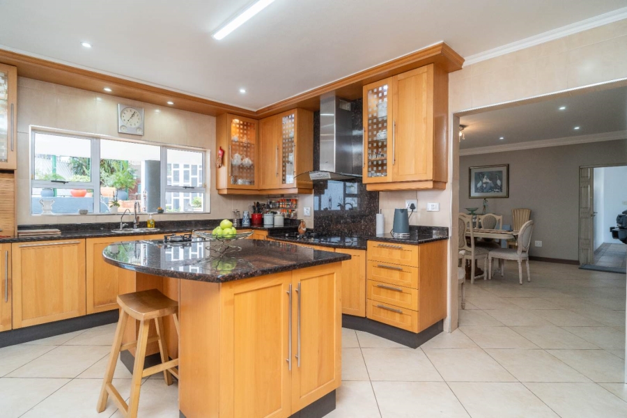 5 Bedroom Property for Sale in Glen Ashley KwaZulu-Natal