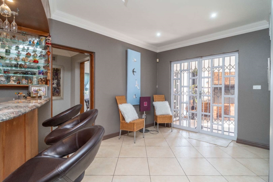 5 Bedroom Property for Sale in Glen Ashley KwaZulu-Natal