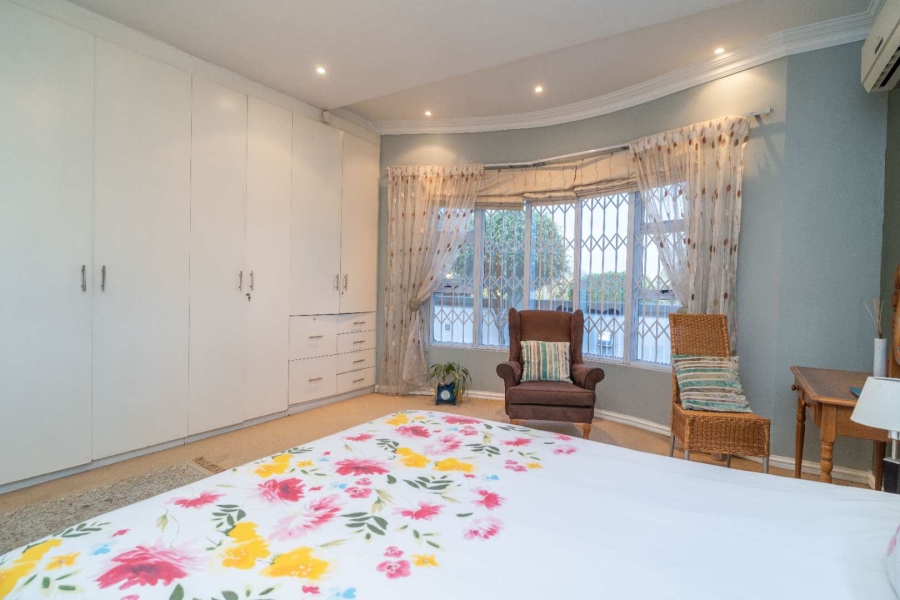 5 Bedroom Property for Sale in Glen Ashley KwaZulu-Natal