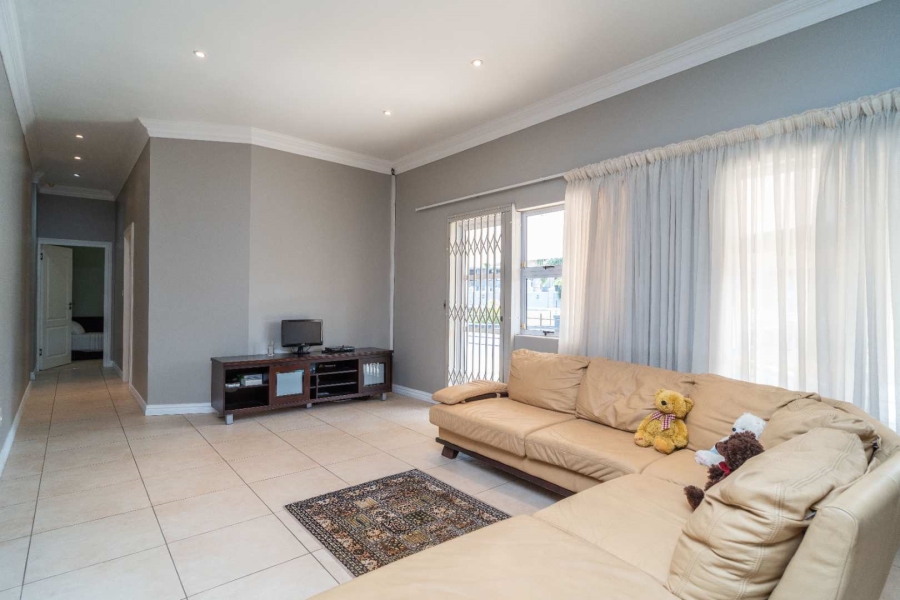 5 Bedroom Property for Sale in Glen Ashley KwaZulu-Natal