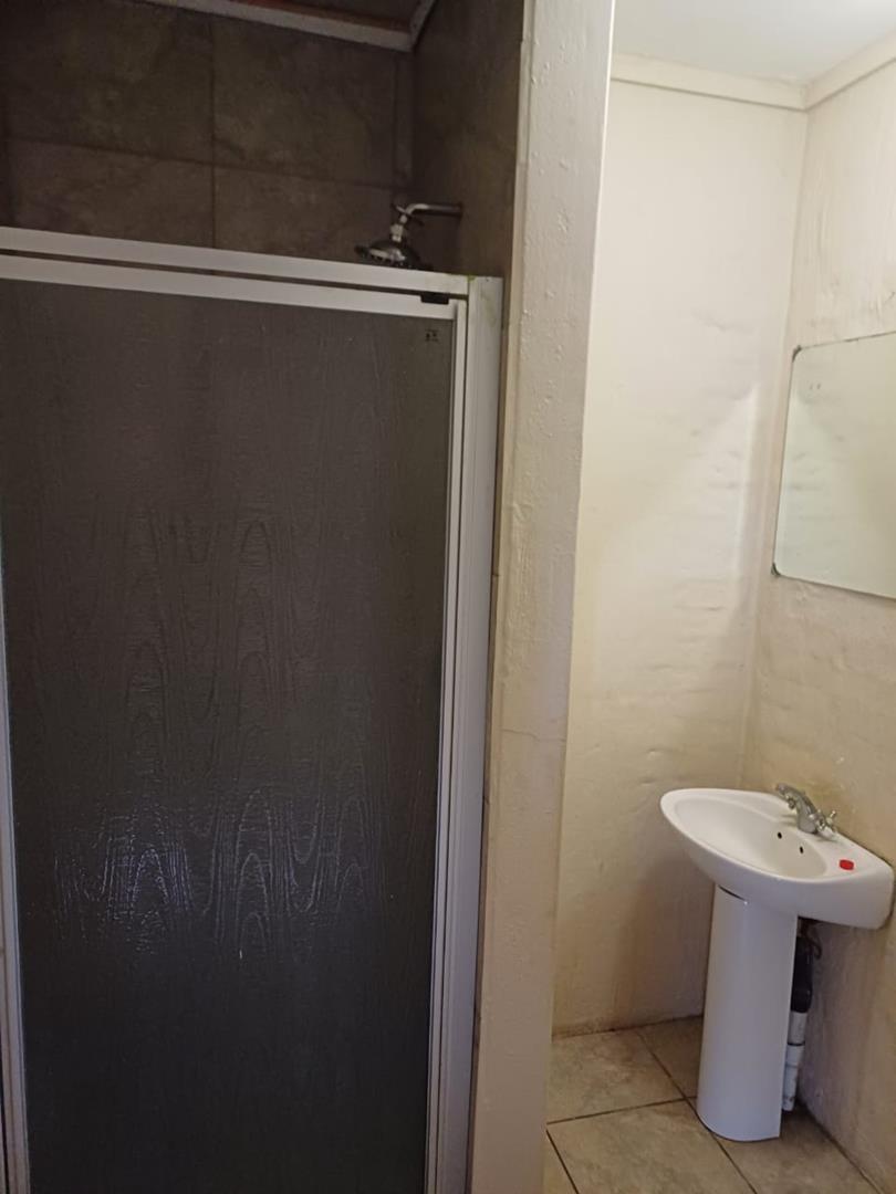 To Let 1 Bedroom Property for Rent in Meer En See KwaZulu-Natal