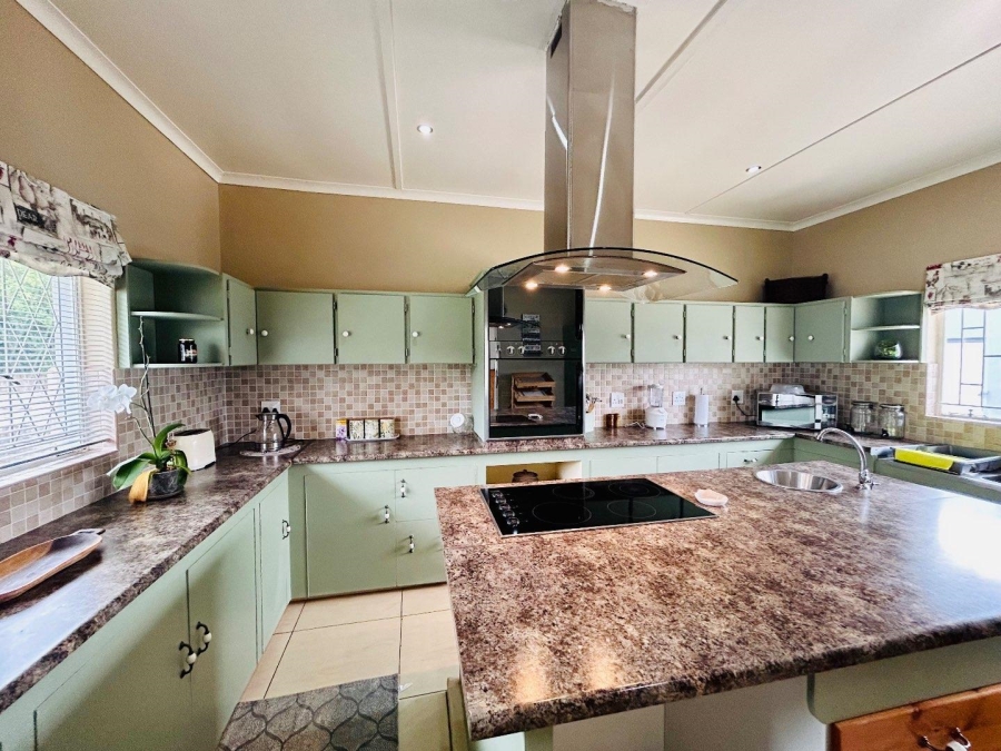 6 Bedroom Property for Sale in Vryheid KwaZulu-Natal