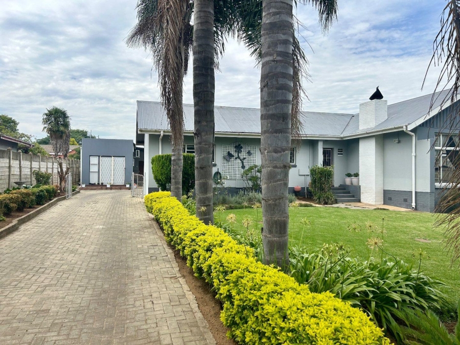 6 Bedroom Property for Sale in Vryheid KwaZulu-Natal